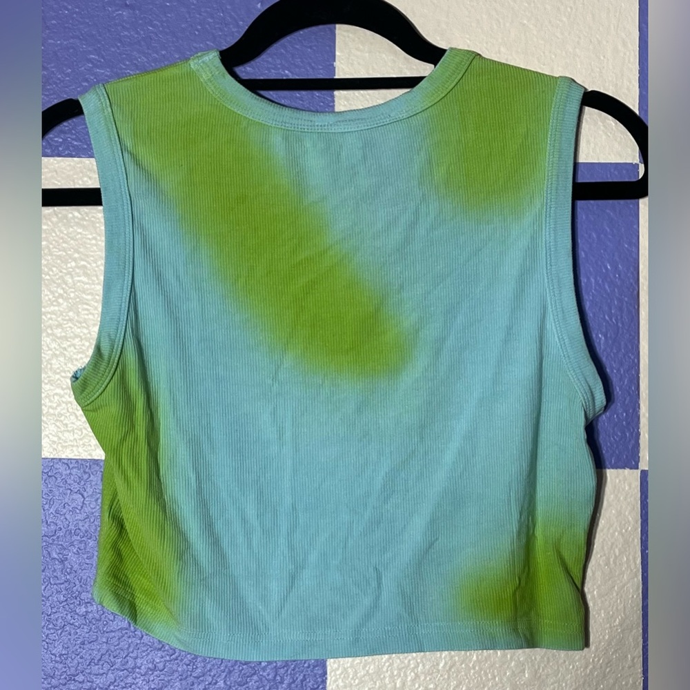 NWT WeWoreWhat Ribbed Knit Muscle Tank in Baby Blue + Green Tie Dye - Size L - Picture 2 of 4